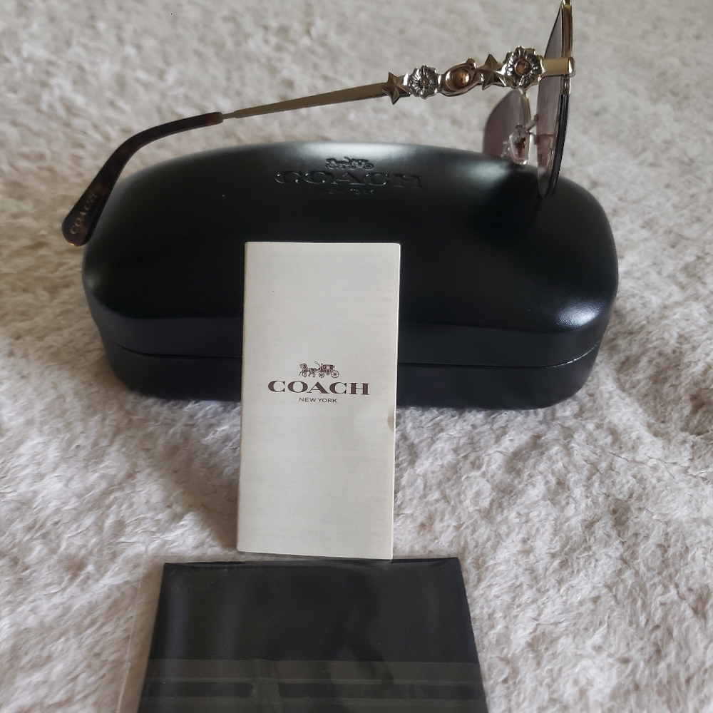 Coach sunglasses - Picture 2 of 5